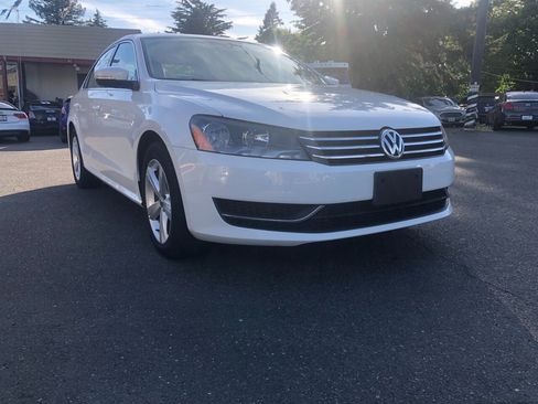 Used 2013 Volkswagen Passat 2.5 SE FWD image 6