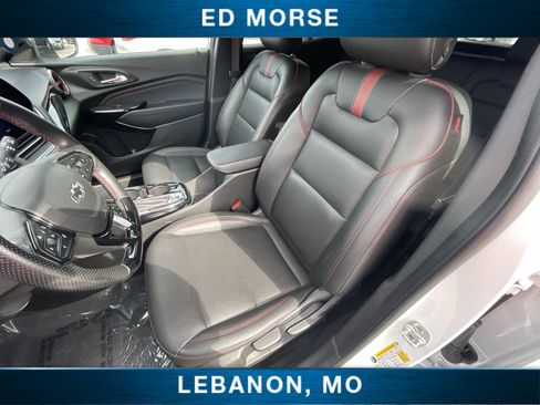 Certified 2024 Chevrolet Trax RS w/ Driver Confidence Package image 18