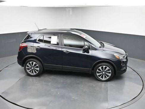 Used 2022 Buick Encore Preferred w/ Safety Package image 30