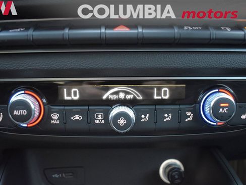 Used 2017 Audi A3 e-tron Premium image 21