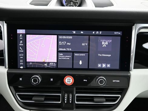 New 2026 Porsche Macan image 16