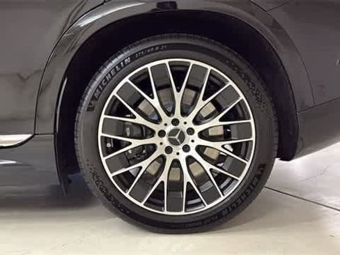 Used 2025 Mercedes-Benz EQE AMG 4MATIC SUV image 12