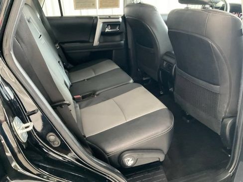 Used 2023 Toyota 4Runner SR5 Premium w/ Moonroof Package RWD image 23