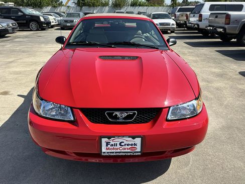 Used 1999 Ford Mustang GT RWD image 6