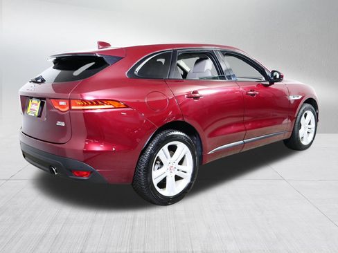 Used 2017 Jaguar F-PACE R-Sport AWD/4WD image 7