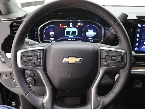 Used 2023 Chevrolet Silverado 1500 LT image 20