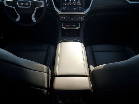 Certified 2023 GMC Acadia SLT image 22