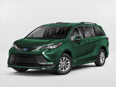 New 2025 Toyota Sienna LE