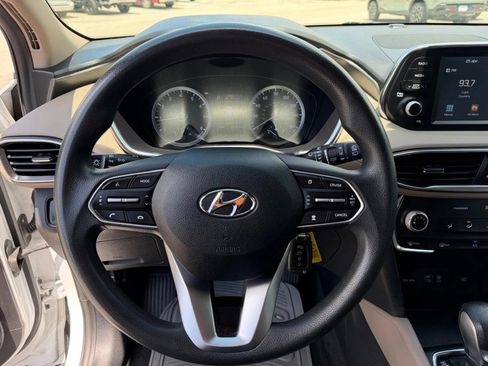 Used 2019 Hyundai Santa Fe SE AWD/4WD image 14