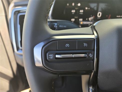 New 2026 GMC Canyon AT4 image 25