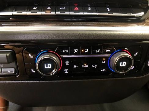 Used 2023 Chevrolet Silverado 1500 RST image 18