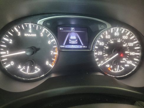 Used 2019 Nissan Pathfinder Platinum FWD image 23