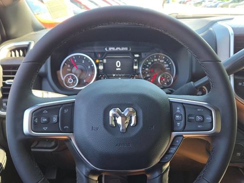 New 2026 RAM 3500 Big Horn AWD/4WD image 31