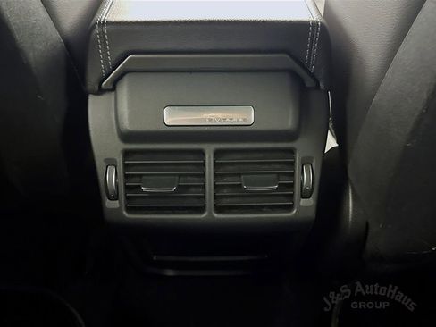 Used 2018 Land Rover Range Rover Evoque SE Dynamic image 31