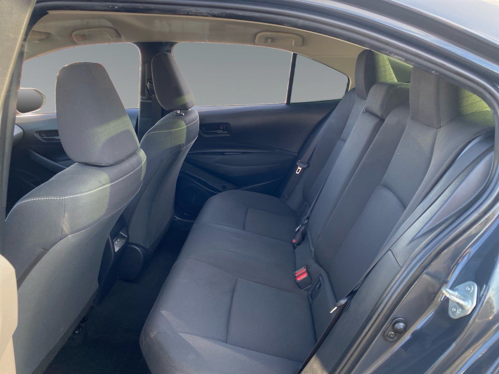 Used 2024 Toyota Corolla LE FWD image 13