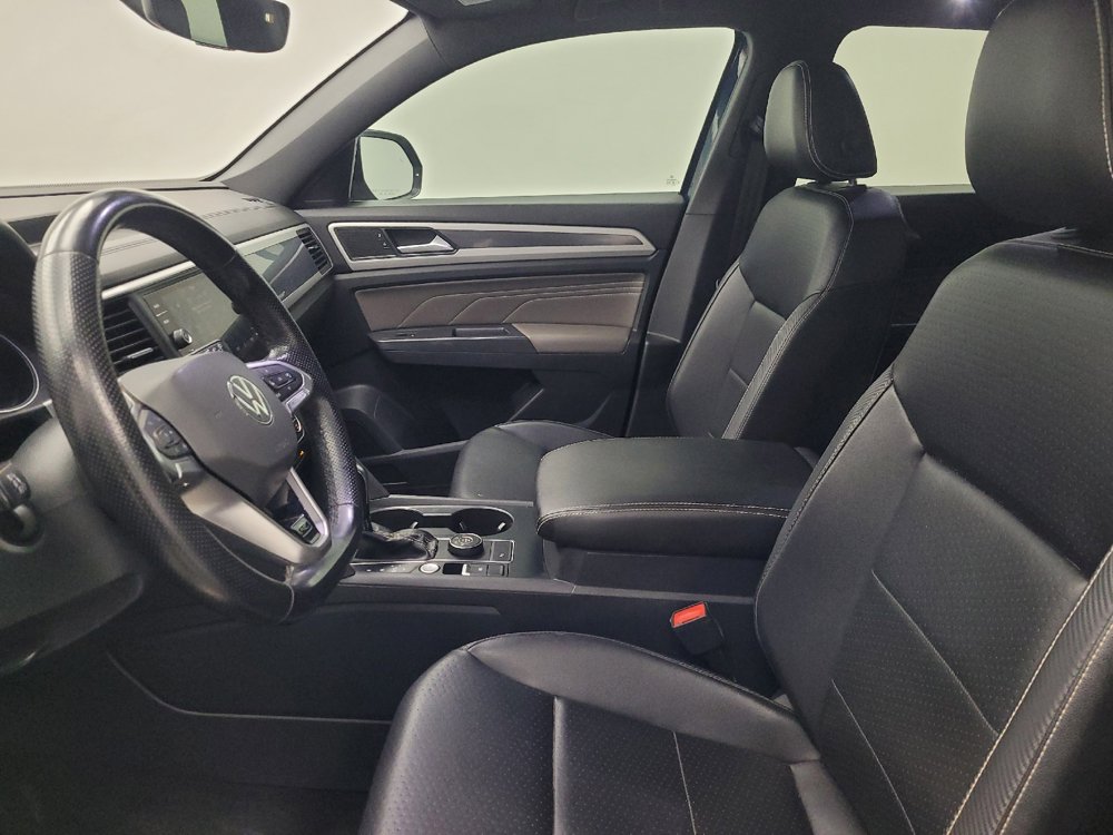 Used 2021 Volkswagen Atlas Cross Sport SE w/ Panoramic Sunroof Package AWD/4WD image 17