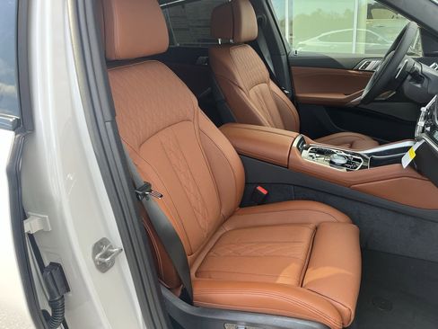 New 2026 BMW X6 xDrive40i image 37