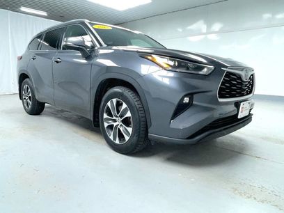 Certified 2021 Toyota Highlander XLE