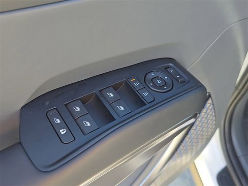 New 2026 Kia EV9 Wind image 22