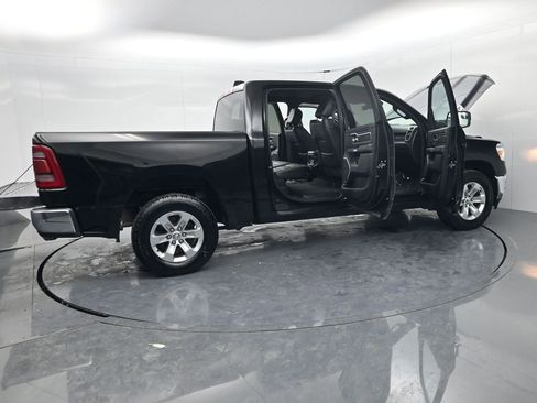 Used 2024 RAM 1500 Laramie image 68