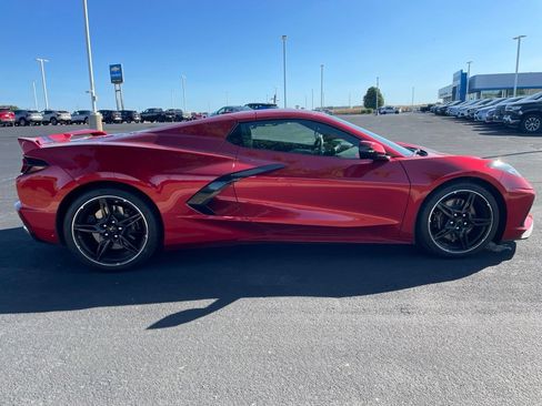 Used 2022 Chevrolet Corvette Stingray Premium Conv w/ Z51 Performance Package RWD image 6