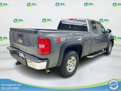 Used 2011 Chevrolet Silverado 1500 LT w/ All-Star Edition AWD/4WD image 5