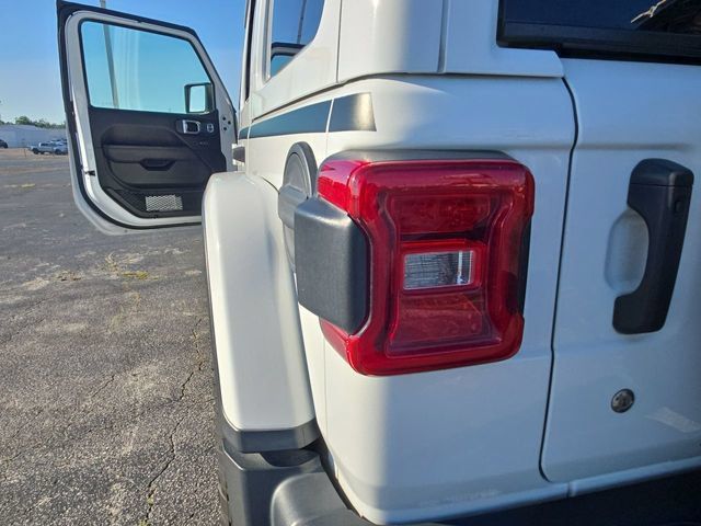 Used 2019 Jeep Wrangler Unlimited Rubicon AWD/4WD image 29