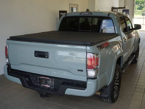Certified 2023 Toyota Tacoma TRD Sport AWD/4WD image 14
