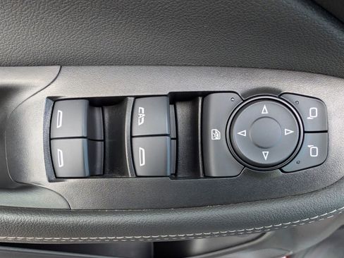 Certified 2023 Buick Encore GX Essence w/ Experience Buick Package image 9