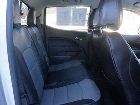 Used 2018 Chevrolet Colorado LT w/ LT Convenience Package image 46