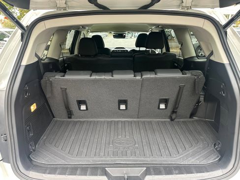Used 2023 Subaru Ascent Limited image 10