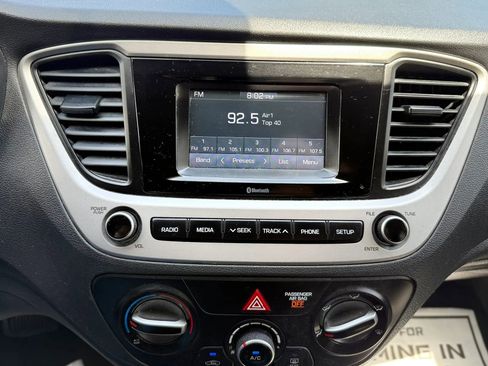 Used 2019 Hyundai Accent SE FWD image 16
