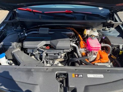 Used 2024 Kia Sportage EX w/ EX Premium Package image 16