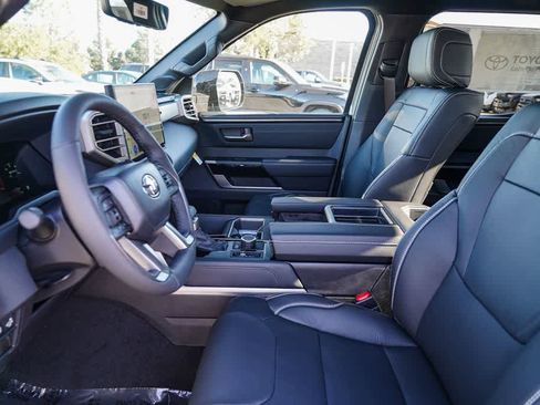 New 2026 Toyota Tundra Limited AWD/4WD image 17