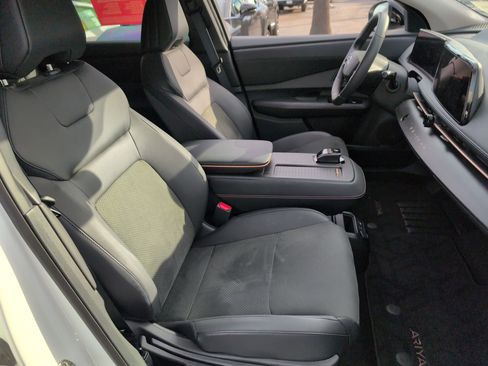 Certified 2024 Nissan Ariya FWD image 16