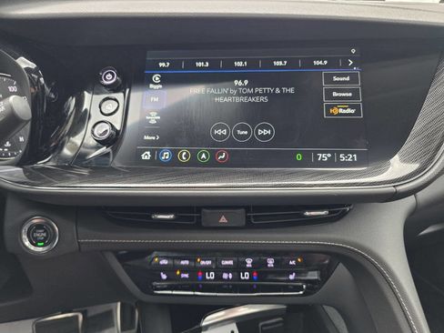 Used 2022 Buick Envision Essence w/ Technology Package II AWD/4WD image 16