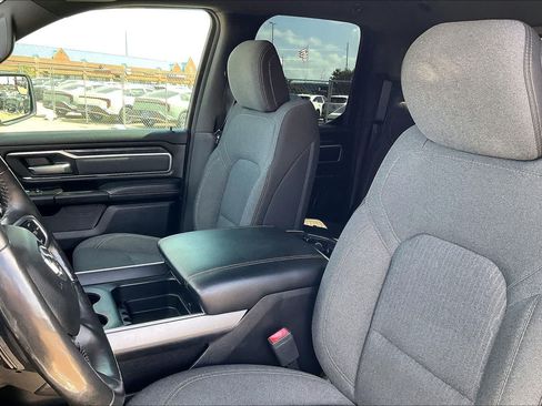 Used 2019 RAM 1500 Big Horn RWD image 10