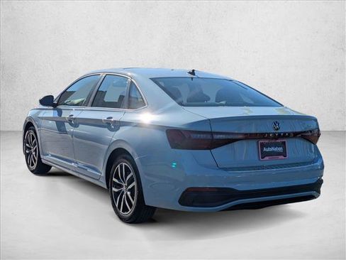 New 2026 Volkswagen Jetta SE image 7