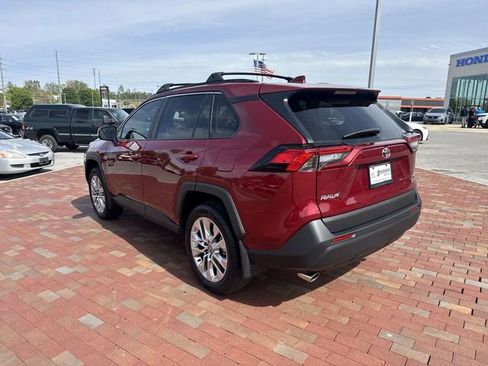 Used 2025 Toyota RAV4 XLE Premium FWD image 34