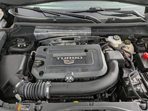 Certified 2025 Cadillac XT4 Premium Luxury FWD image 26