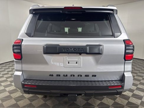 Used 2025 Toyota 4Runner SR5 image 22