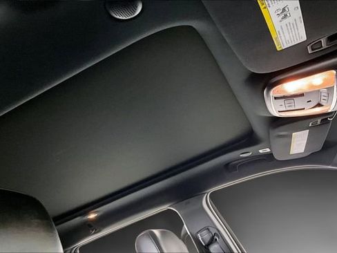 Used 2019 Jeep Grand Cherokee Limited w/ Luxury Group II image 27