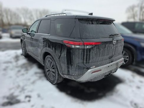 Used 2023 Nissan Pathfinder SL w/ SL Premium Package image 7