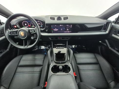 Used 2026 Porsche Cayenne E-Hybrid Coupe AWD/4WD image 20