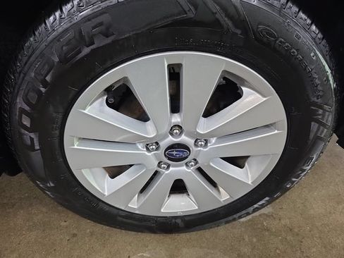 Used 2019 Subaru Outback 2.5i Premium AWD/4WD image 33