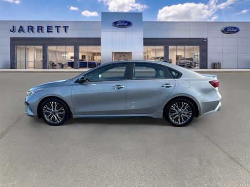 Used 2023 Kia Forte GT-Line FWD image 4