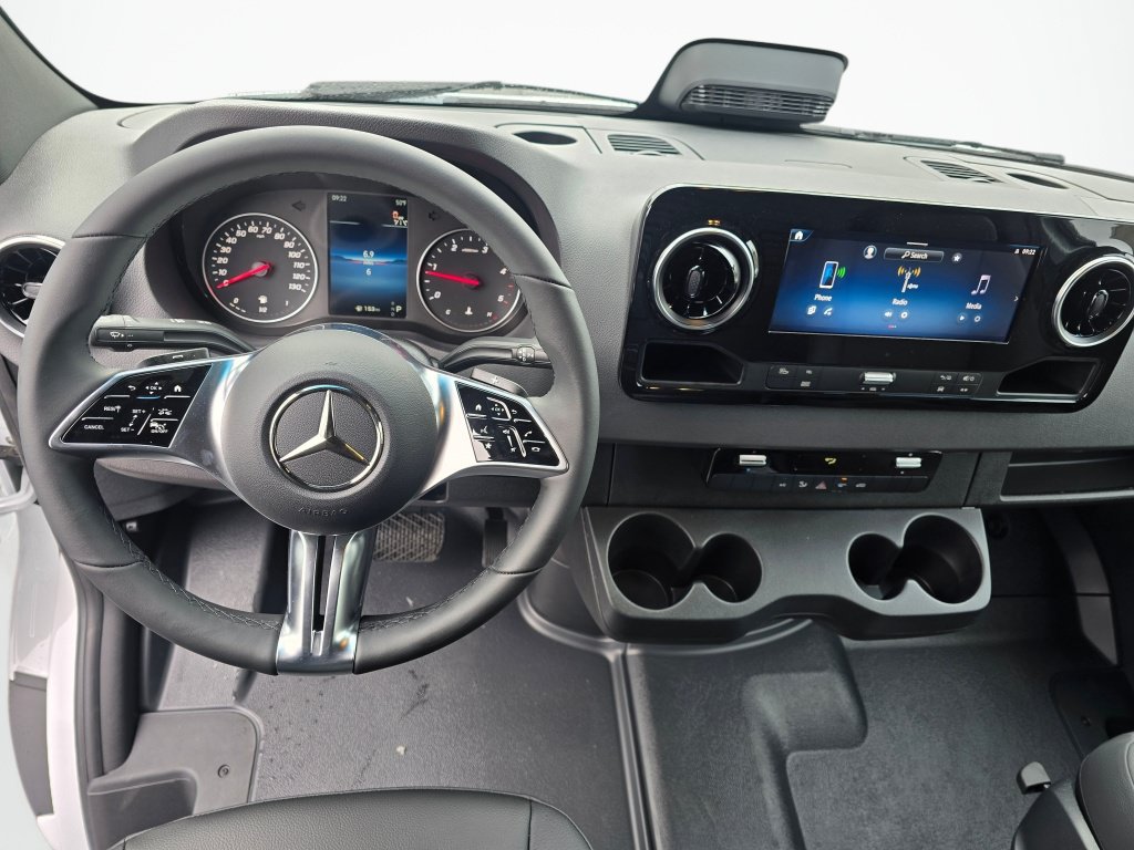 New 2026 Mercedes-Benz Sprinter 2500 image 28