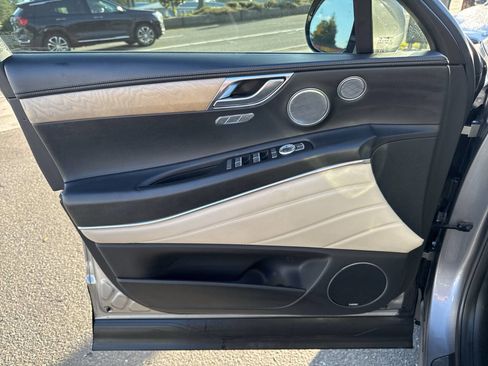 Used 2022 Genesis GV80 3.5T w/ Advanced Package 06 image 23