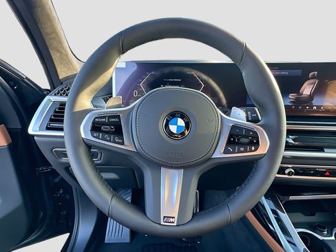 New 2027 BMW X7 xDrive40i w/ Executive Package AWD/4WD image 6