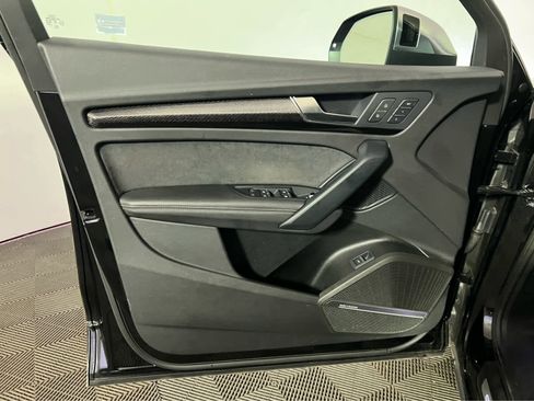 Used 2023 Audi SQ5 Premium Plus w/ Premium Plus Package image 15